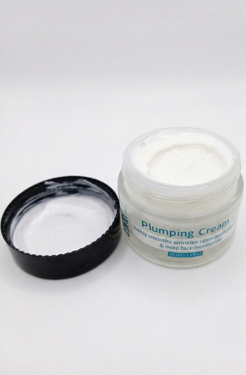 Emmz plumping Cream.